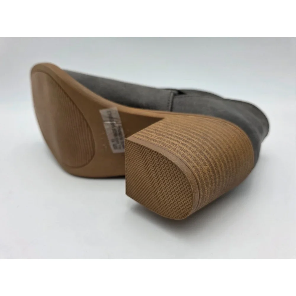 Womens Qupid Booties Size 8.5 Gray New Super Cute